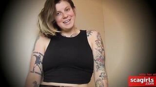 Crank Your Hog Dry: Tattooed Solo Webcam Girl With Big Assets