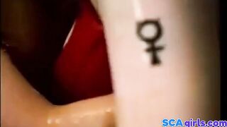Svenska Lesbiskarna Selma & Sofie i duschen