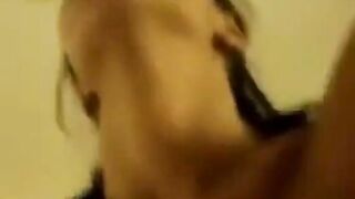 Hot Amateur Woman Swallows Cum on Webcam
