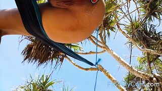Public Pussy & Anal Play at Surfers Beach