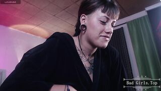 Tattooed slim very cute webcam amateur teen babe