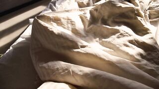 Horny Babe's Morning Orgasm - Solo Masturbation