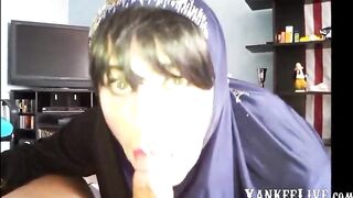 Arab Amateur Carole75 Gives a Blowjob in a Veil