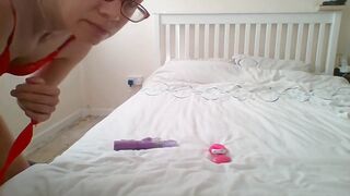 Blonde MILF Fights Her Vibrator
