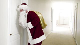 Cute Brunette Gal Ritchie Sucks Stepdad Seth Gamble's Dick For Christmas
