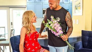 MilfAF - Bella Bare - Blonde MILF Bella Bare’s Belated Mother’s Day Gift