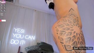 Big ass and big boobs pretty web curvy babe