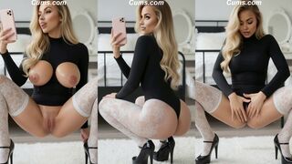 Blonde amateur spreads her wet pussy for the mirror selfie