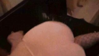 Deutscher Amateur-Cuckold – im betrunkenen Zustand gefingert und benutzt