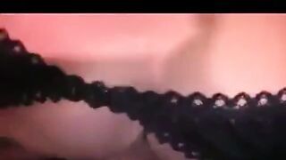 Quickie eines deutschen Amateurpaares im Aufzug endet mit Creampie