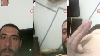 عاجل  زلمة اسمو محسن من إسرائيل يشلخ علا كاميرا مع صديقته