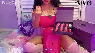 Riding my newest toy to orgasm | I squirt | full review