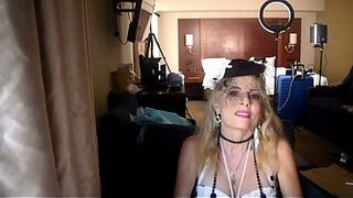 Hot GILF Dawn Layla Polka Dot foot tease