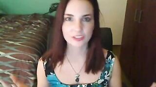 Webcam Girl Amber Lily Plays with Her Sex Toy