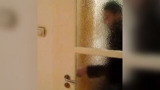 German Amateur Enjoys Cunnilingus Orgasm