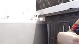 Hot Latina Plays with Dildo on Webcam