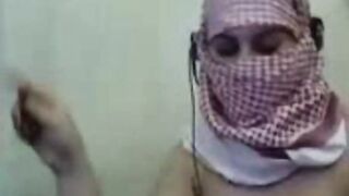 Arab Girl with Big Boobs on Webcam