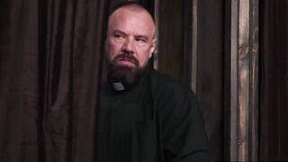 Pervert priest gets horny on AltarGays confession