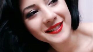 Super Squirter Brunette Masturbates on Webcam