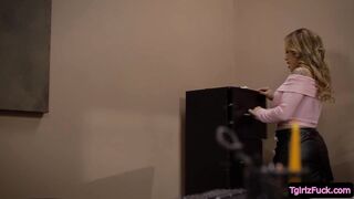 Female babe fucked by trans boss!