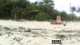 Beach Love Motion: Outdoor Amateur Fun