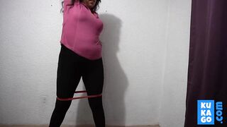 Yoga Pants Creampie with a Big-Ass Brunette Teen Babe