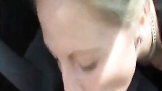 Amateur German Blowjob im Auto