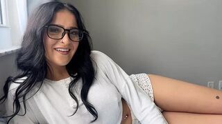 HouseholdFantasy - Serena Sterling - Sister’s Best Friend Wants Sex