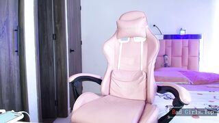 Big boobs hot slim blonde teen trans web teasing