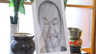 P076G04 White breasts of a beautiful mature woman in mourning clothes! - The sex of a widow who is embraced in front of the deceased and spree.