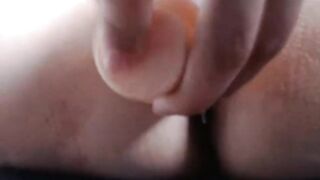 Creamy Amateur Brunette Pussy Close-Up on Webcam