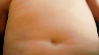 German Amateur MILF's Orgasmic Adventure