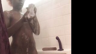 Double Penetration in the Shower with a Sex Toy