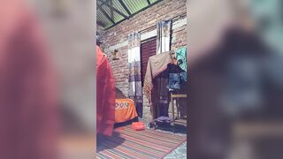 Hot Bhojpuri Strip Dance in Saree Desi Girl Slow Seduction