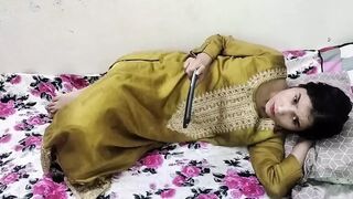 Buaa ki step daughter ko ghar pe bula kar jabar dasti pela