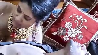 Indian aunty hot video kerala mallu