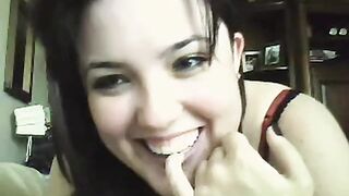 Solo Girl Masturbating on Webcam