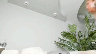 BLOND WEBCAM GODDESS 3