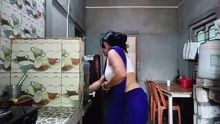 Jawan larki ne ek young larke ko apne ghar bula ke uska lund chus liya