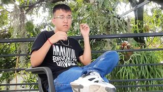 Aron was bored and I do little things to make him feel better