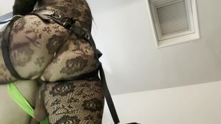 Maitresse Parker - I Showed Tits In A Private Show 5