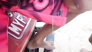 Amateur Girl Shared on the Beach for a 3way