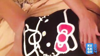 Dirty-Talking Amateur MILF Masturbating