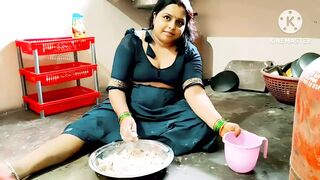 Desi Indian fucked in the kitchen